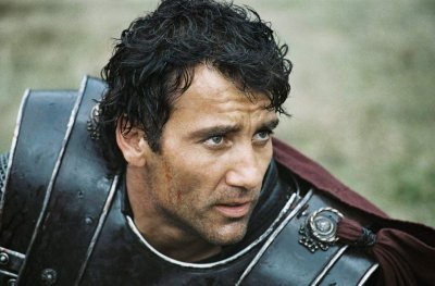 Artúr király - Clive Owen