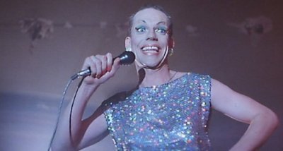 Priscilla - A sivatag királynőjének kalandjai - Hugo Weaving