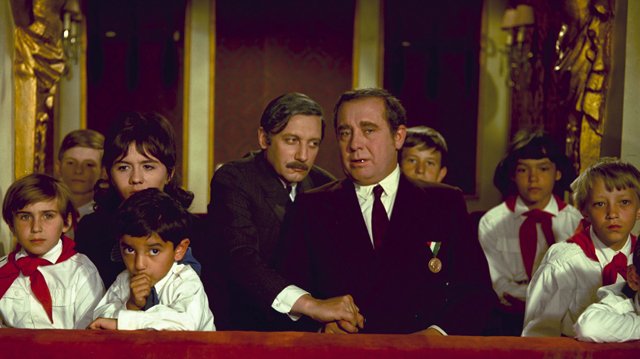 a tanú - középen őze lajos és kállai ferenc